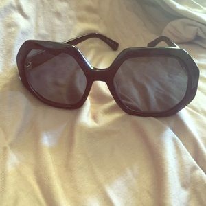 BRAND NEW Longchamp black sunglasses